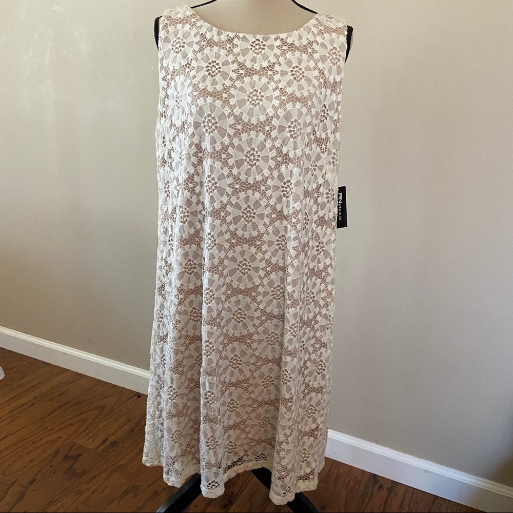 Lace dress